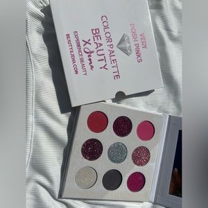 Brand new Makeup Pallete